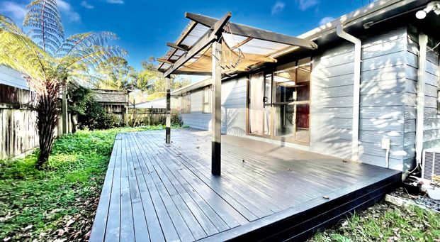 Spacious 3 bedrooms with 1 Bathroom, pet friendly - Photo 1
