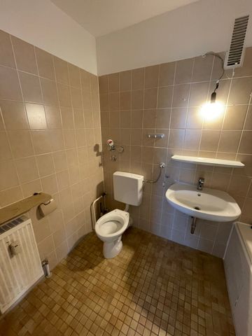 Mietwohnung in Erlangen - Wohnung mit bestem Blick, EBK und einem Parkhaus vor der Tür! - Photo 3