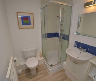 2 bedroom apartment to rent - Photo 6