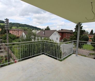 4.5-Zimmerwohnung mit Waschturm und Balkon, Kentuckystrasse 22 in 5... - Photo 5