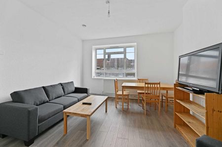 4 bedroom flat to rent - Photo 5