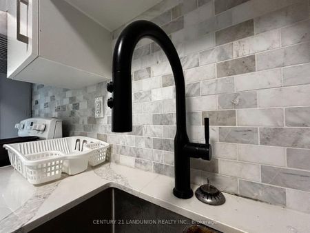 For Lease - 46 Arnold Street Unit# MAIN RM 2, Hamilton, Ontario - Photo 2