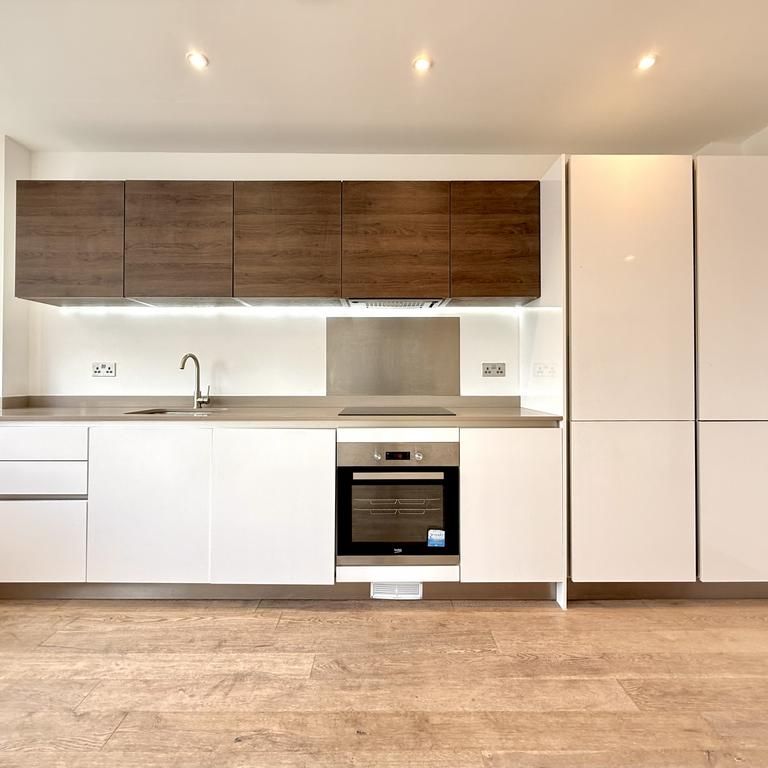 2 bedroom apartment to rent - Photo 1