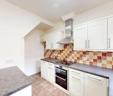2 bedroom terraced house to rent - Photo 1