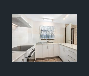 Beachside Living at Its Best – Partly Furnished - Photo 3