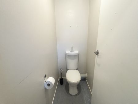 15B Hankey Street (Upper), Mount Cook - Photo 4