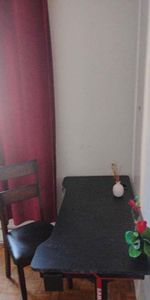 Chambre à louer Montréal-Nord tout inclus 13 pieds par 11 pieds - Photo 4