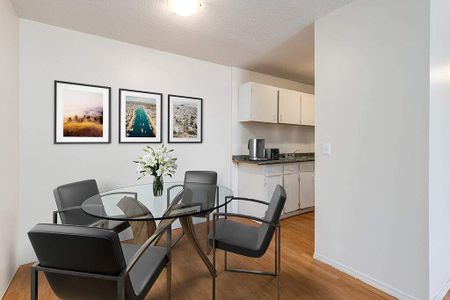 Classic Suite - 2 Bedroom - Photo 2