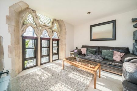 The Avenue - Photo 4