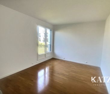 Location Appartement 3 pièces 70m² - Photo 4