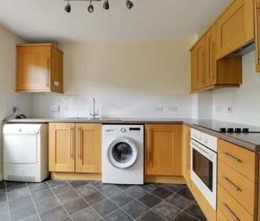 3 bedroom semi-detached house to rent - Photo 4