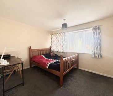 3 bedroom semi-detached house to rent - Photo 6