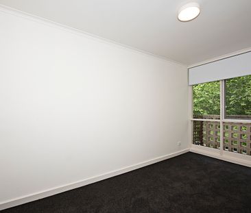 9/40 Pasley Street, South Yarra VIC 3141 - Apartment For Rent | Domain - Photo 2