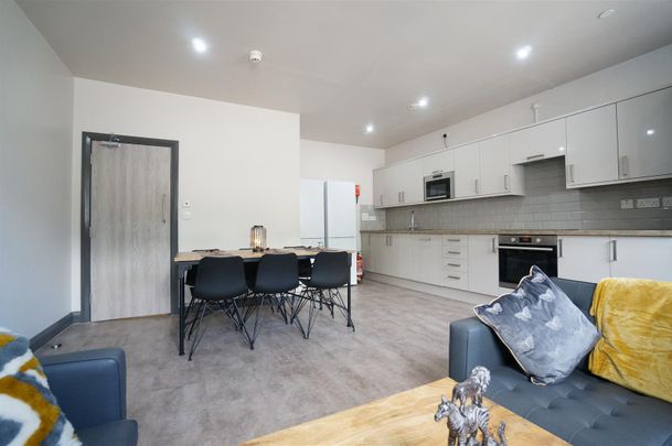 Apartment 202, 259 High Street - Photo 1