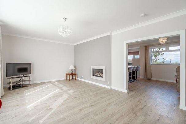 4 bedroom detached house to rent - Photo 1