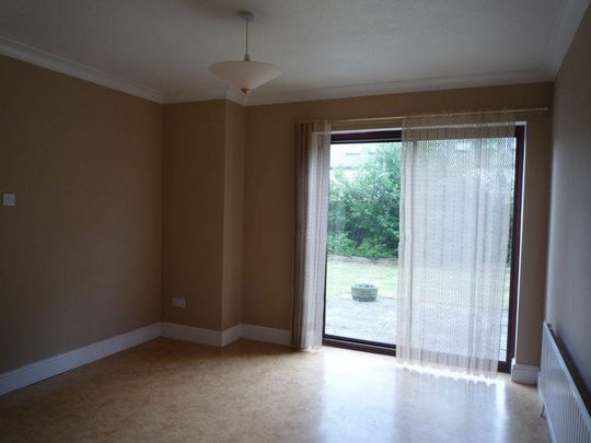 4 bedroom detached house to rent - Photo 1