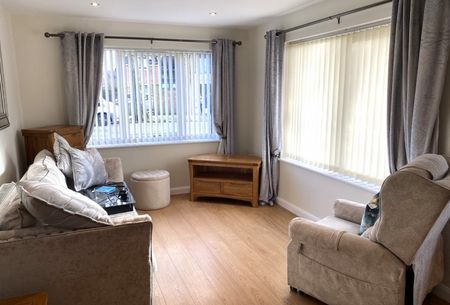 1 College Court , College Close, Lincoln, LN1 3AQ - Photo 3