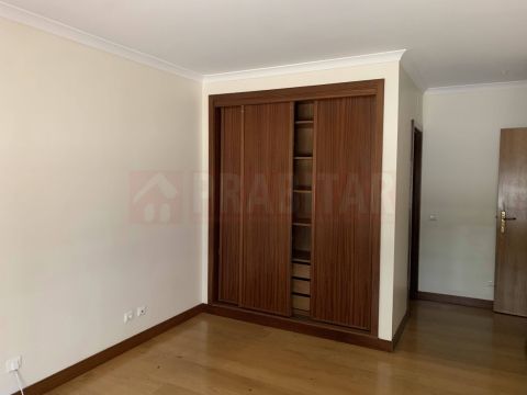 Apartamento T5 - Photo 1