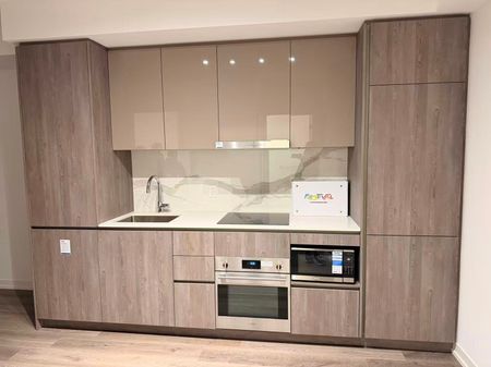 For Lease - 8 Interchange Way Unit# 903, Vaughan, Ontario - Photo 3