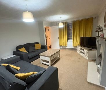 3 Bed Semi-Detached House, Rochford Drive, LU2 - Photo 1