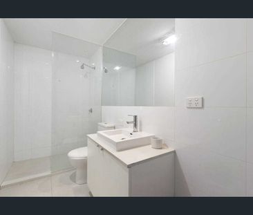 Location, Lifestyle, Lattes – Love It - Photo 5