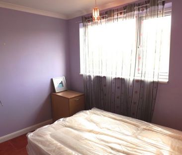 1 Bed - Road, Abbey Wood, London, Se2 - Photo 1