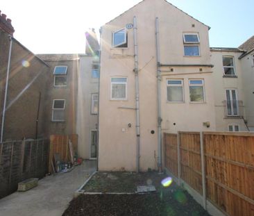 1 bedroom terraced house to rent - Photo 4