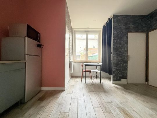 Location Appartement 1 pièce 18m² ST ETIENNE 42000 - Photo 1