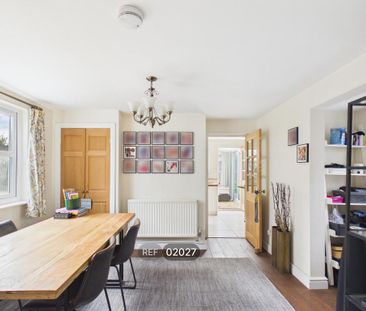 3 bedroom cottage to rent - Photo 2