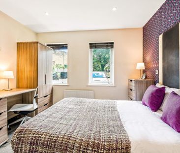 1 bedroom in a house share to rent - Photo 4