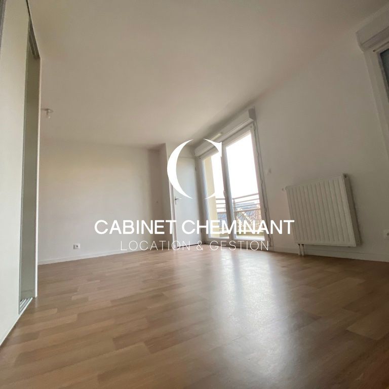 Location Appartement 1 pièce 33m² - Photo 1