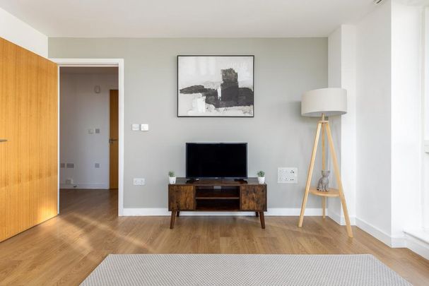 1 bedroom flat to rent - Photo 1