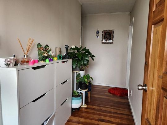 Charming 3 Bedroom House in Papatoetoe - Photo 1