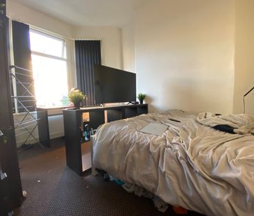 Allensbank Crescent, Heath - Photo 4