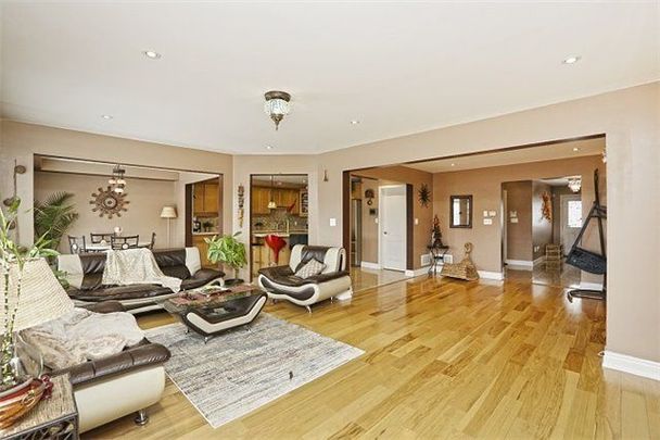 For Lease - 6 Donomore Drive Unit# Upper, Brampton, Ontario - Photo 1