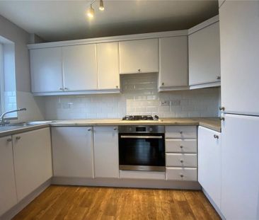 3 bedroom flat to rent - Photo 5