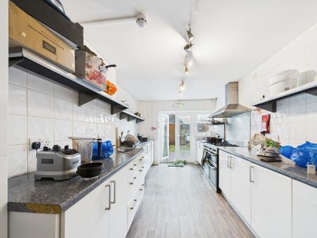 House share to rent - Photo 5