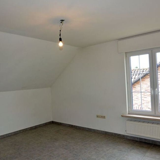 Woning te huur in Neeroeteren voor € 1.400 met 4 slaapkamers - Foto 1