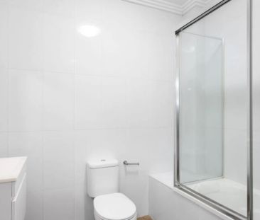 Stylish & Spacious Apartment in a Convenient Northmead Location - Photo 2
