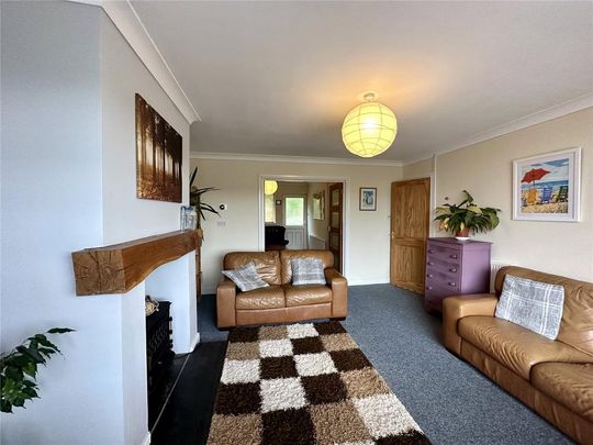3 bedroom detached house to rent - Photo 1