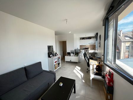 Location Appartement 1 pièce 30m² - Photo 2