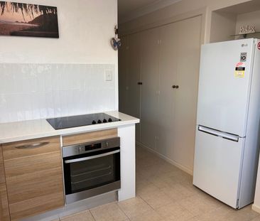 FULLY FURNISHED 2 BD detachable HOUSE FOR RENT IN KINGSCLIFF - Photo 5