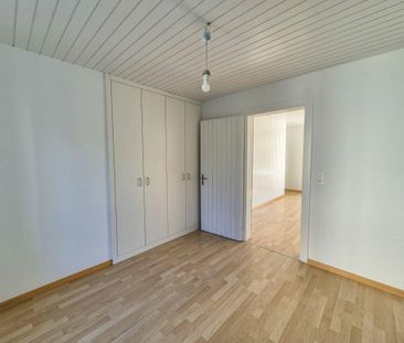 Charmante Garten-Wohnung mit grosszügiger Terrasse! - Foto 4