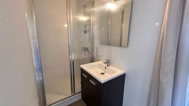 Appartement Versailles 1 pièce(s) 23.6 m2 Quartier Mairie - Photo 1