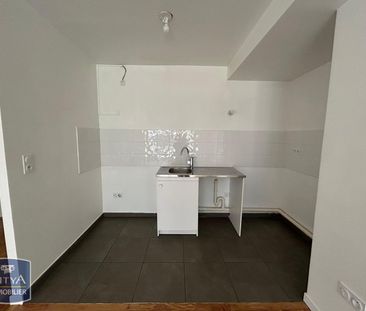 Location Appartement 4 pièces 86m² PUTEAUX 92800 - Photo 3