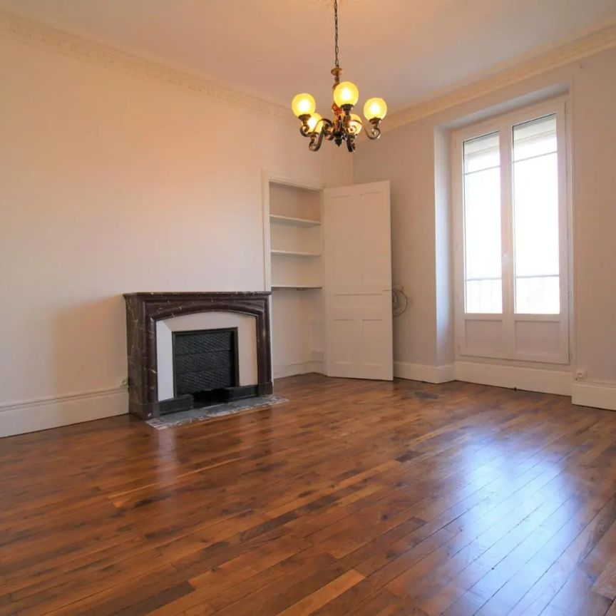 Appartement à louer 4 pièces 97.81m² - Photo 1