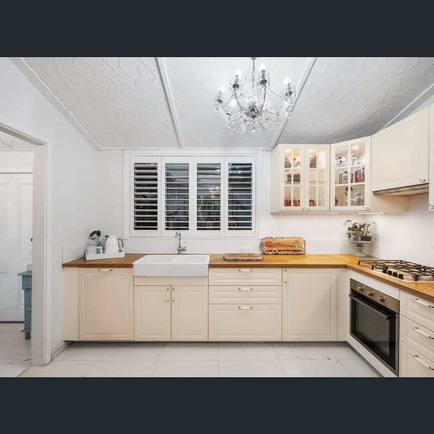 118B Station Street, East Cannington, WA 6107 - Photo 1