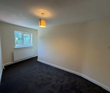 1 bedroom Flat To Let - Photo 5