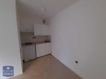 Location Appartement 1 pièce 33m² PAU 64000 - Photo 2