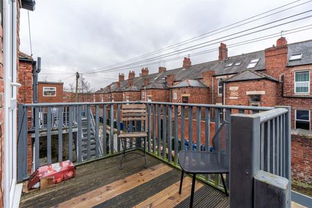 6 bed terraced house to rent in Forsyth Road, Newcastle Upon Tyne, NE2 - Photo 2